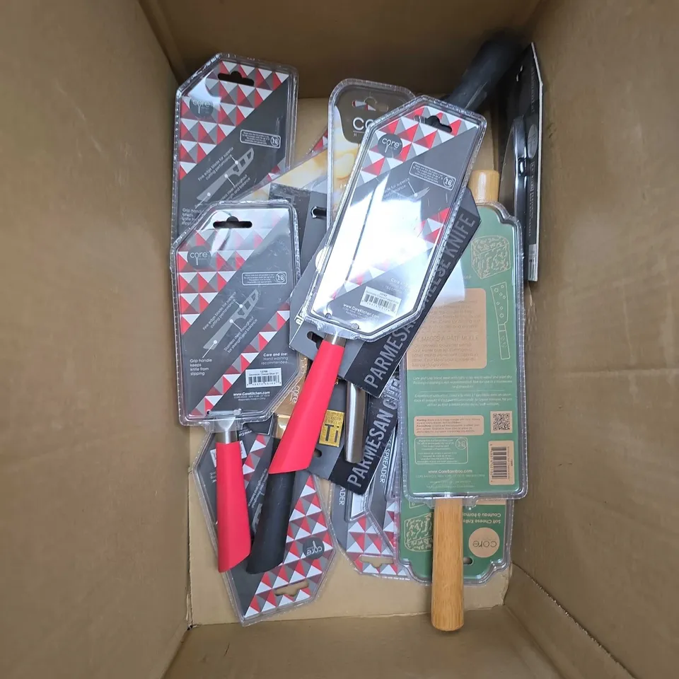 APPROXIMATELY 20 ASSORTED CORE KITCHEN CHEESE KNIVES