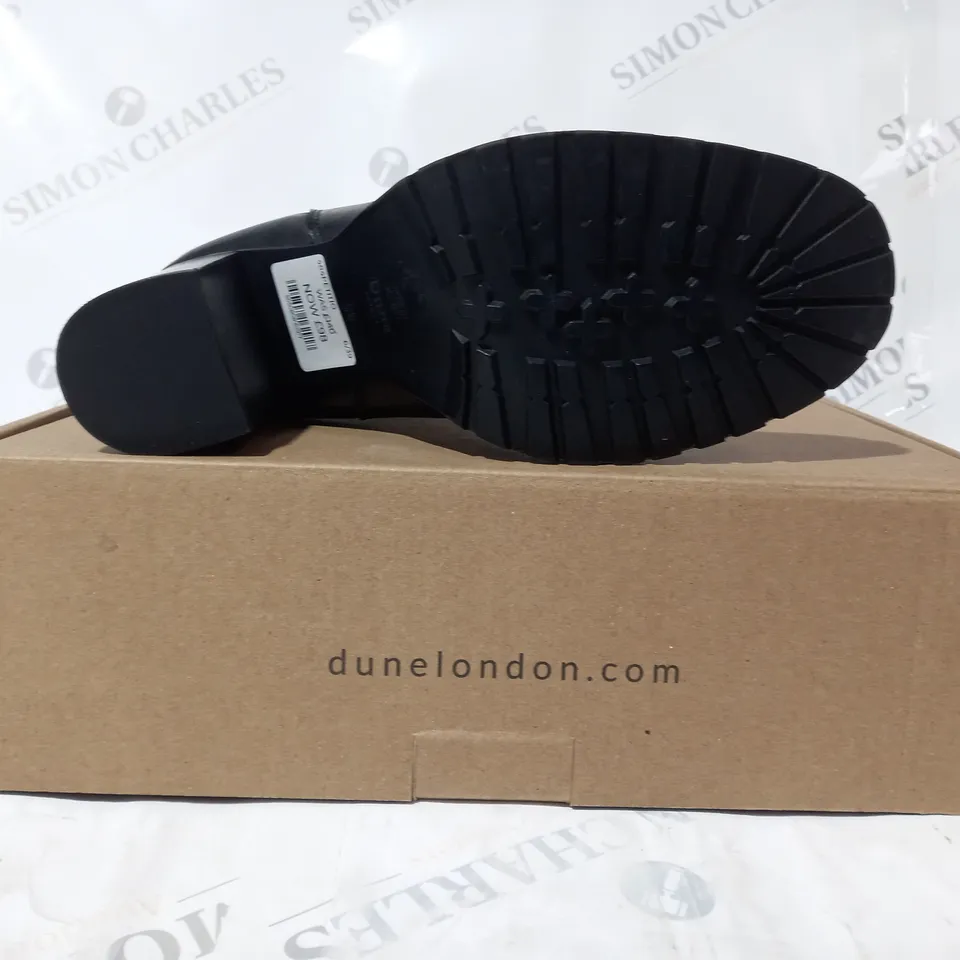 BOXED PAIR OF DUNE LONDON SQUARE TOE HEELED BOOTS IN BLACK UK SIZE 6