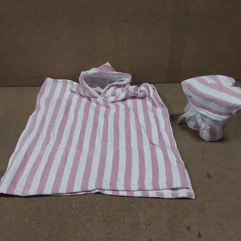 BOX OF APPROXIMATELY 80 BRAND NEW STRIPE PONCHOS 2-3 YEARS - FOUR DIFFERENT COLOURS PER BOX