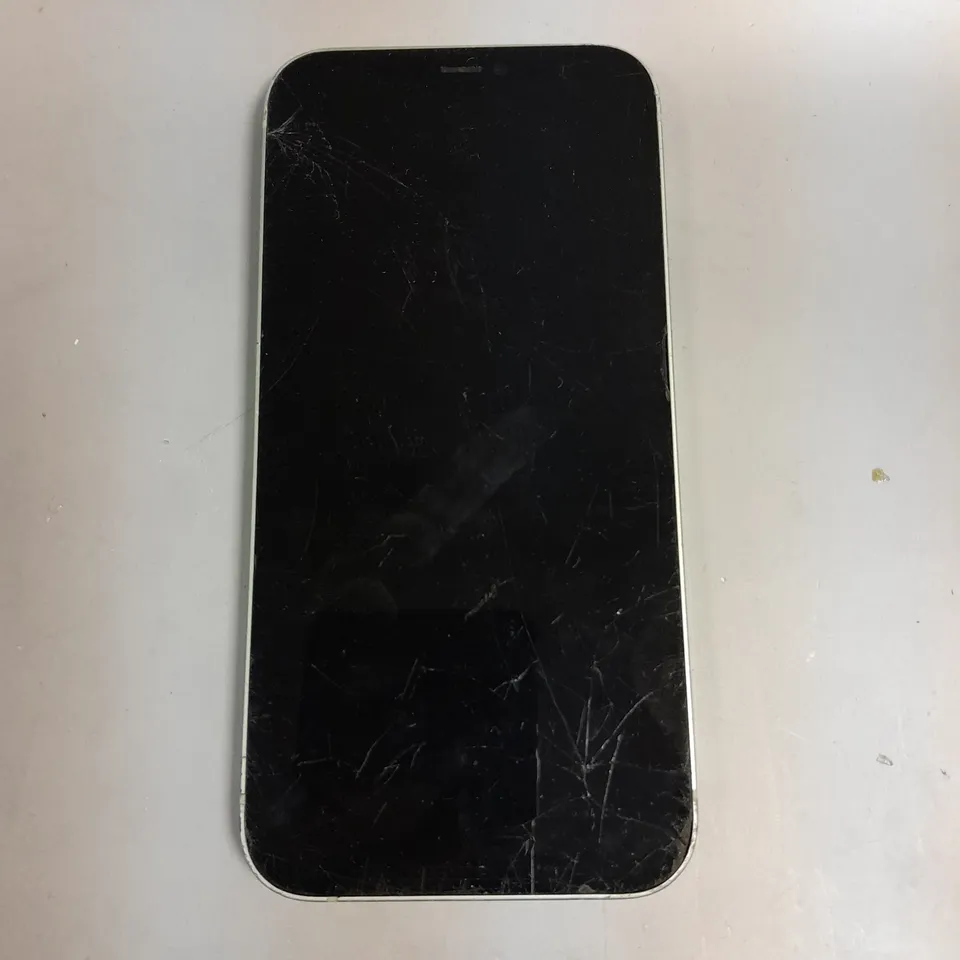 APPLE IPHONE 12 SMARTPHONE 