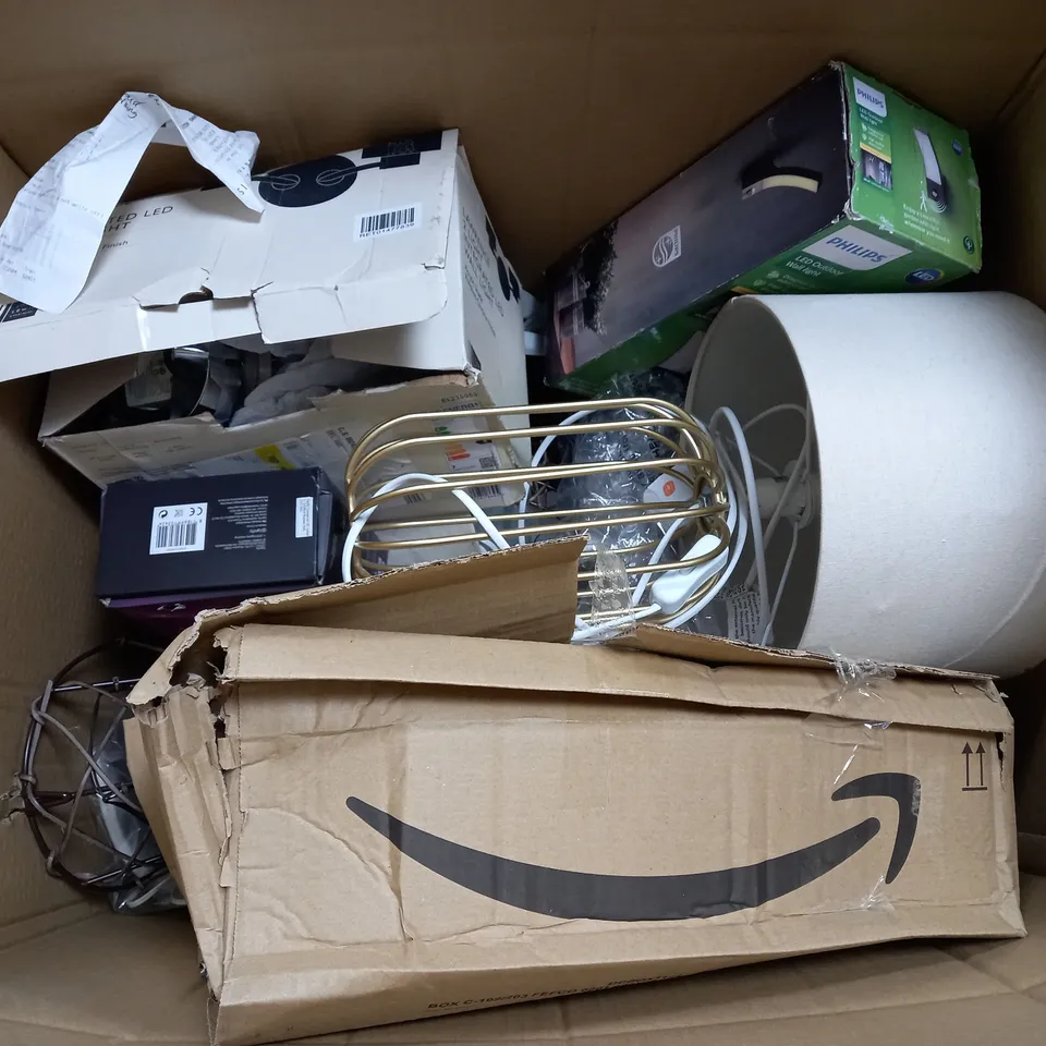 BOX OF APPROX 10 ASSORTED ITEMS TO INCLUDE -  PHILIPS LED OUTDOOR WALL LIGHT - PHILIPS HUE LED STRIP - JOHN LEWIS WIRE LAMP ECT