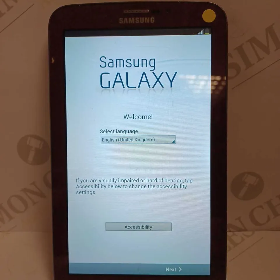 SAMSUNG GALAXY TAB 3 - RED SM-T211