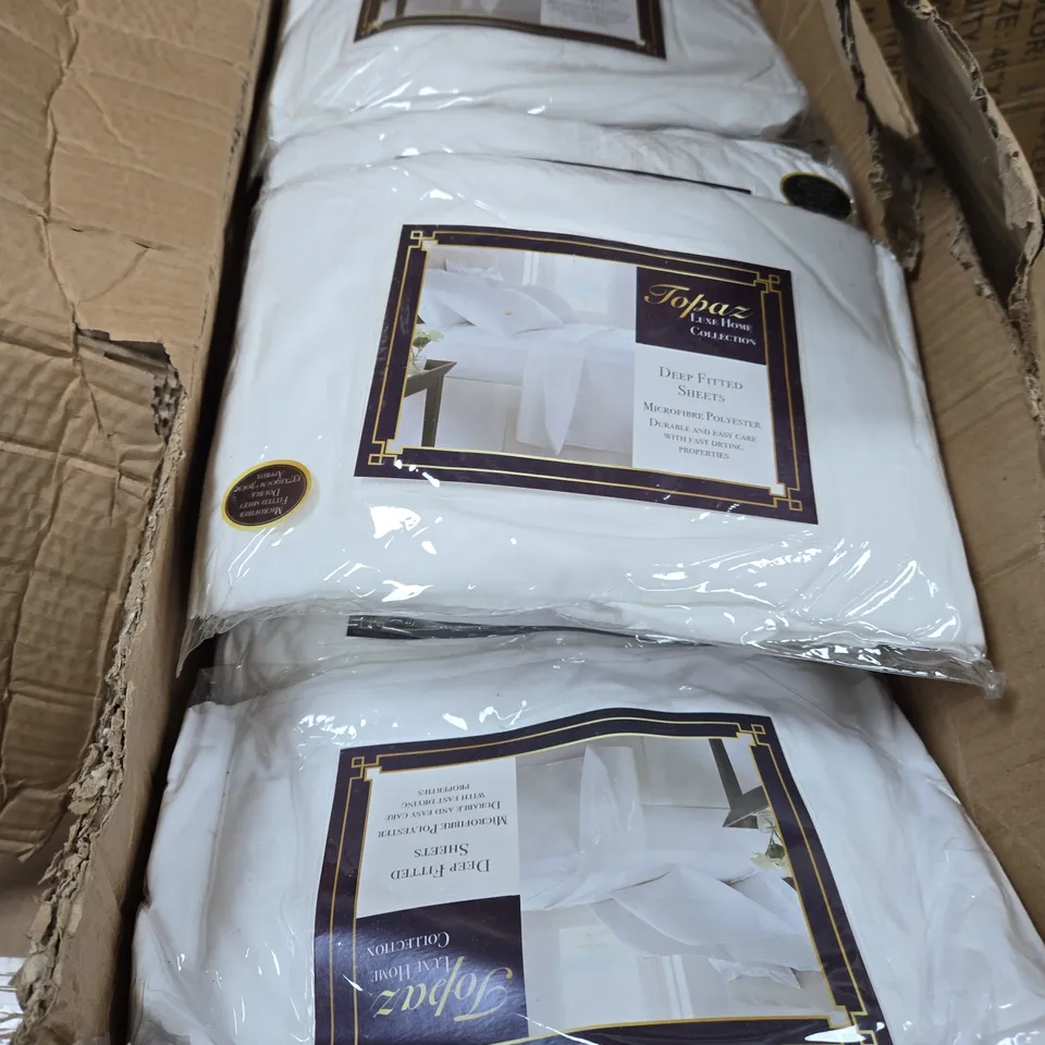 BOX OF APPROXIMATELY 18 X TOPAZ LUXURY HOME COLLECTION DEEP FITTED SHEETS – WHITE, MICROFIBRE POLYESTER