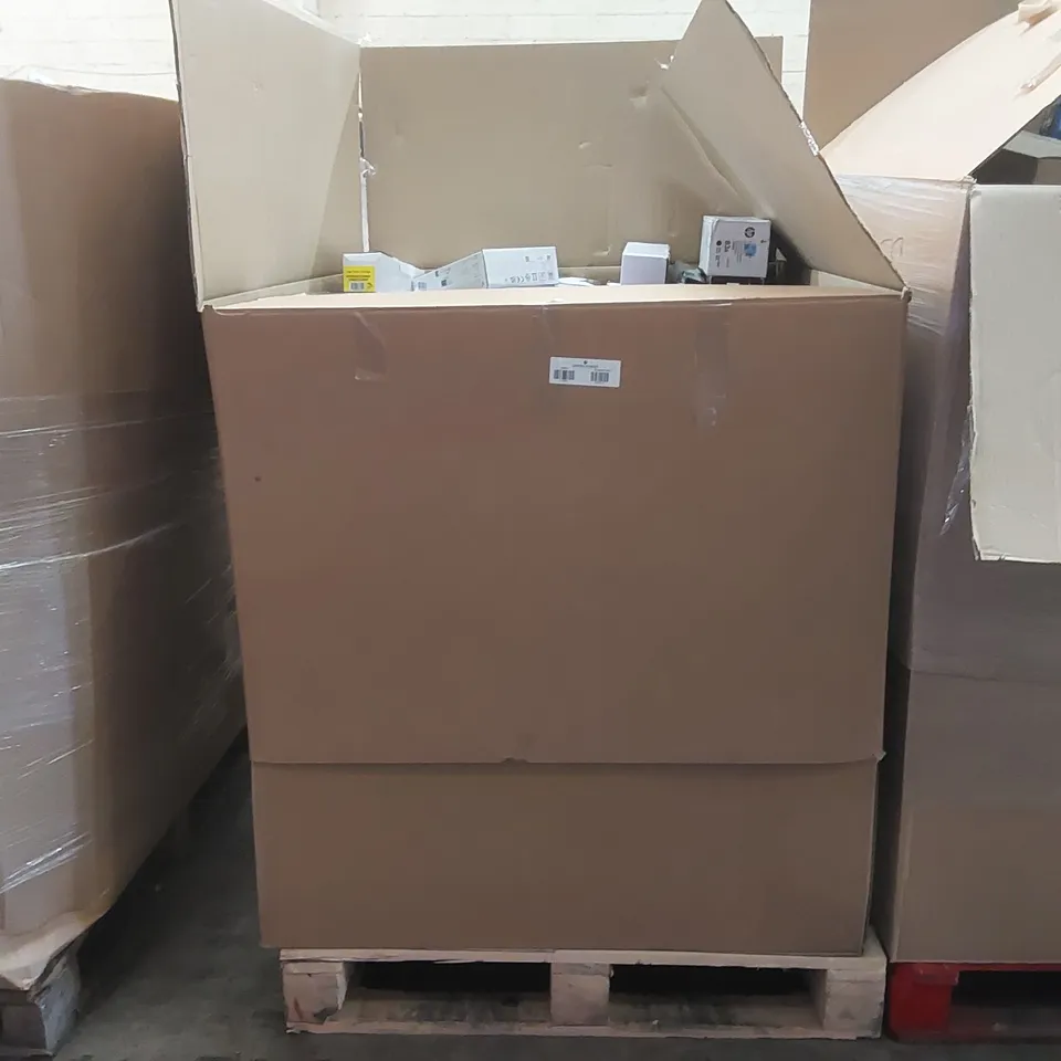 PALLET CONTAINING A LARGE QUANTITY OF PRINTER INK CARTRIDGES FROM BRANDS INCLUDING: HP, SUPERPRINT, Q-CONNECT, ZIPRINT ECT