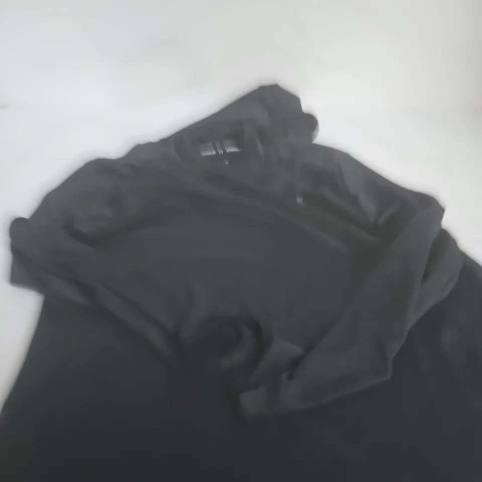 UNDER ARMOUR BLACK HOODIE – UK XXL