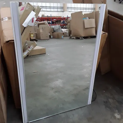 BOXED LED ( BATTERY) BATHROOM MIRROR