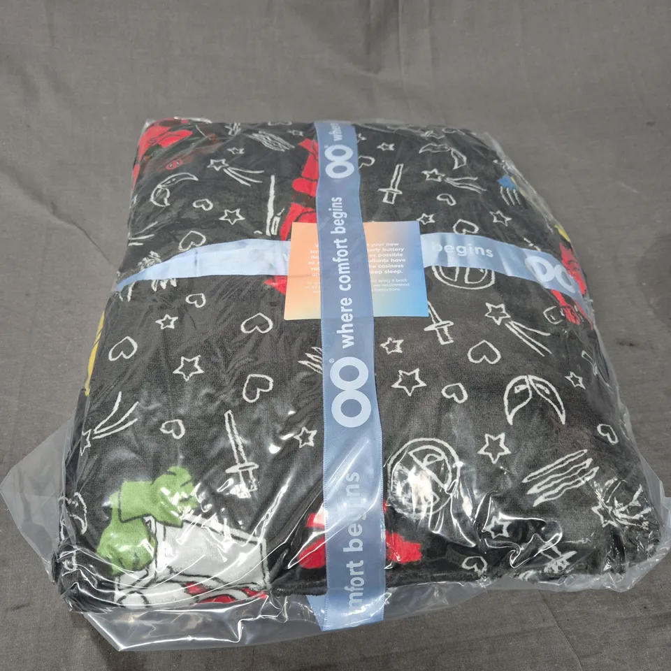 SEALED OODIE OVERSIZED HOODED BLANKET - MARVEL