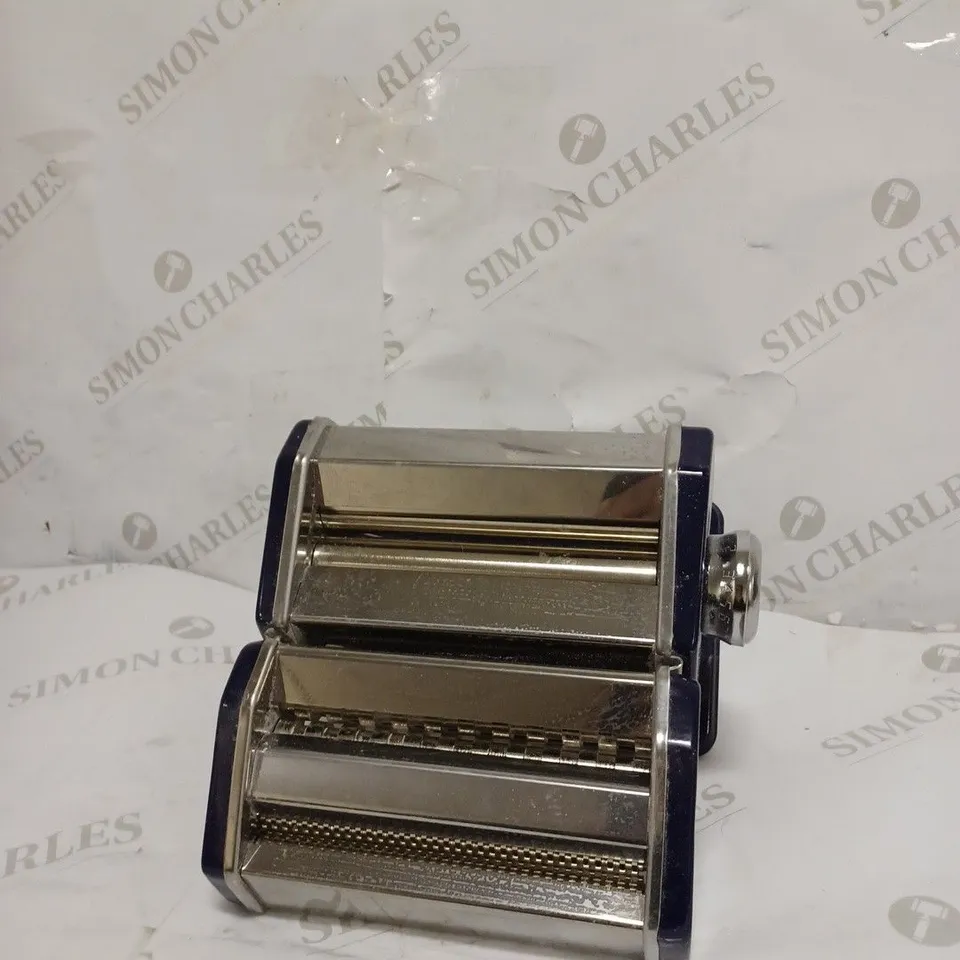 KITCHEN CRAFT WORLD OF FLAVOURS STAINLESS STEEL PASTA MAKER MACHINE - BLUE