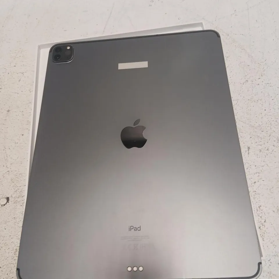 APPLE IPAD PRO 12.9-INCH (5TH GEN) 128GB WI‑FI + CELLULAR – SPACE GREY (BOXED)