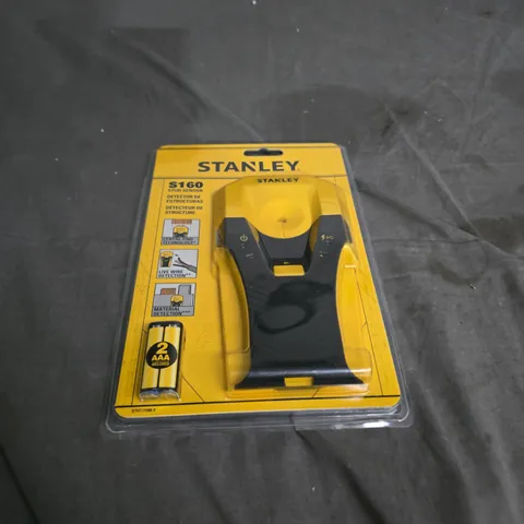 STANLEY S160 STUD SENSOR – WALL STUD DETECTOR (WITH 2 X AAA BATTERIES)