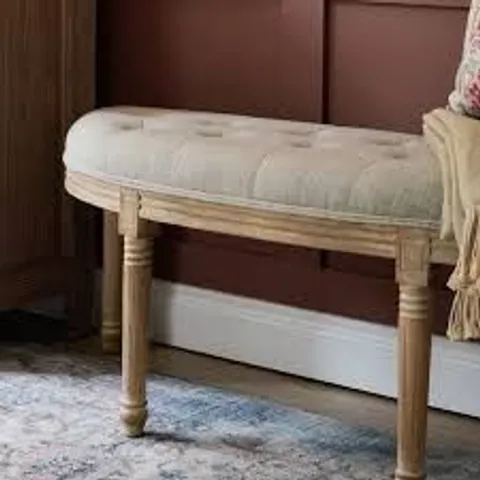 BOXED VOYAGE MAISON ANNETTE LINEN FOOTSTOOL