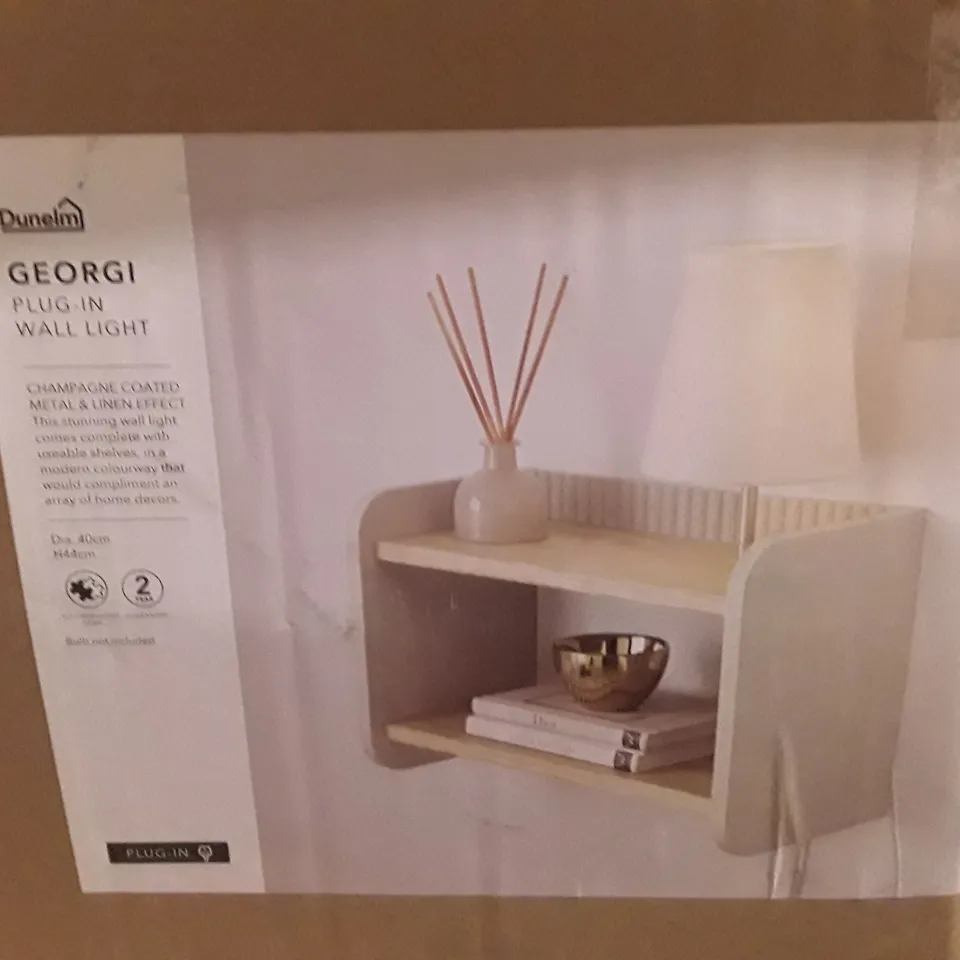 BOXED GEORGI PLUG-IN WALL LIGHT - WHITE