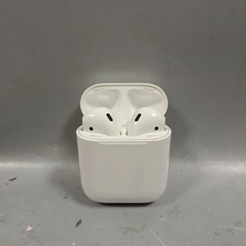 APPLE AIRPOD WITH CHARGING CASE - A1602