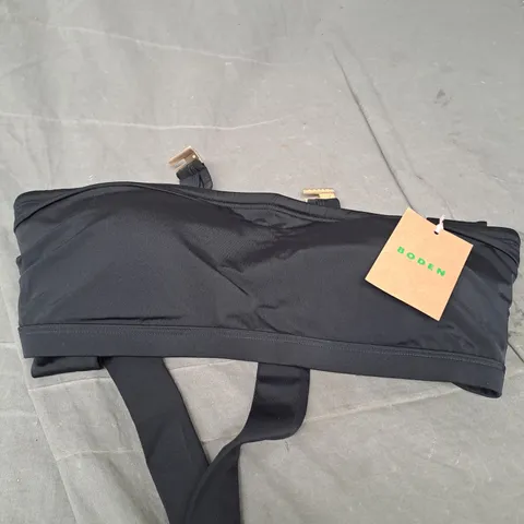 BODEN SWIMSUIT TOP IN BLACK - 14