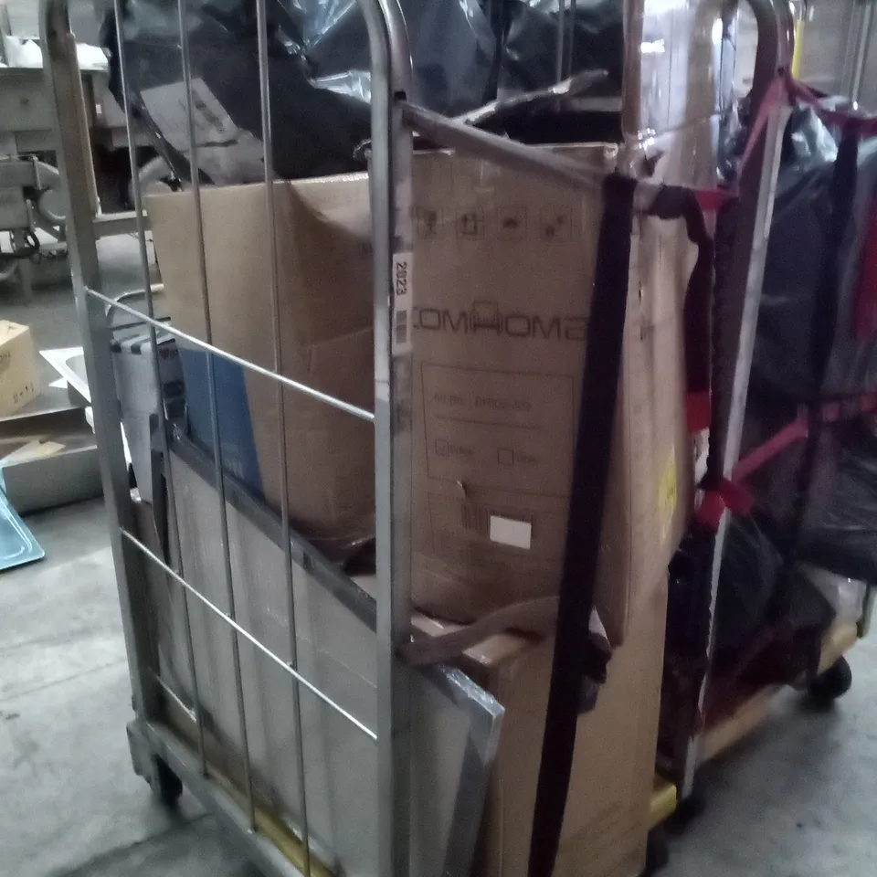 2 CAGES OF ASSORTED ITEMS INCLUDING COMHOMA OFFICE CHAIR, NEWENTOR MATTRESS TOPPER, MAXX ONE SECURITY CAMERA, SILENT WALL CLOCK, ROLL OF BUBBLE WRAP 