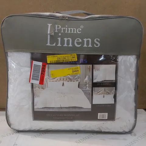 BAGGED WHITT POLYESTER BEDSPREAD WITH PILLOW SHAMS