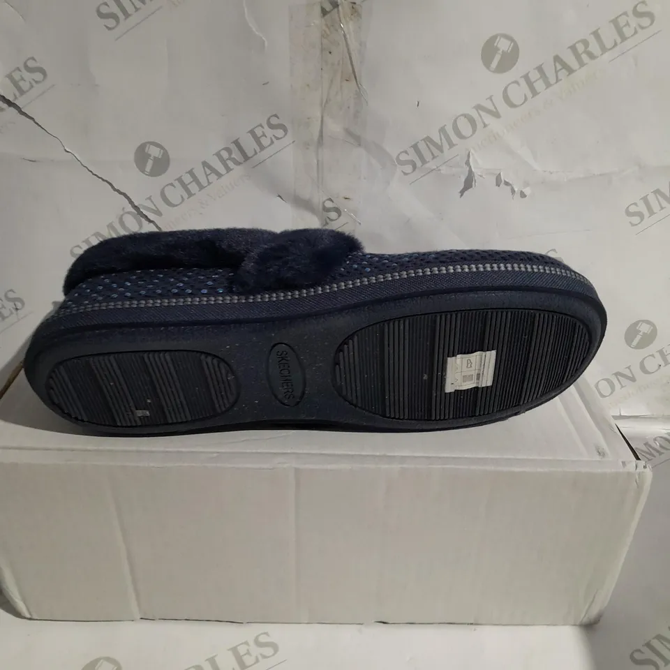 SKETCHERS COZY SLIPPERS - NAVY - SIZE 7