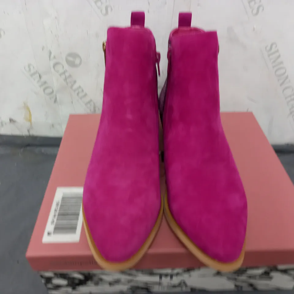 BOXED MODA IN PELLE KATREENA SUEDE HEEL BOOTS IN PINK - SIZE 39