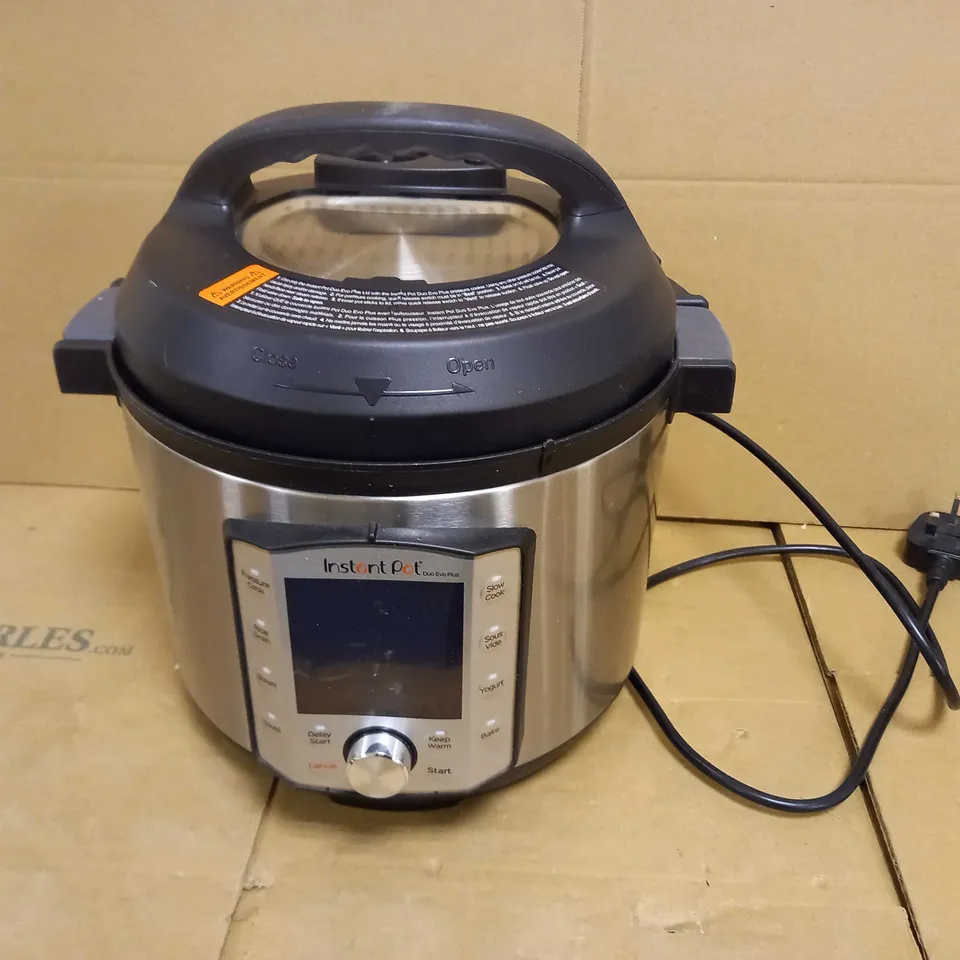 INSTANT POT DUO EVO PLUS ELECTRIC PRESSURE COOKER