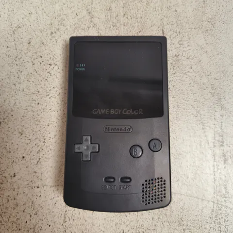 NINTENDO GAME BOY COLOR HANDHELD GAMES DEVICE IN BLACK