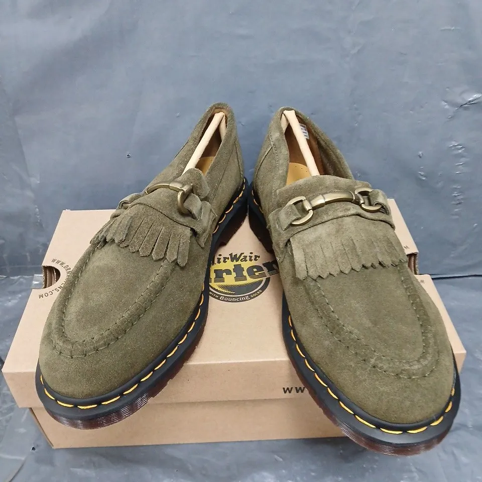 BOXED PAIR OF DR MARTENS ADRIAN SNAFFLE SHOES IN OLIVE - 8