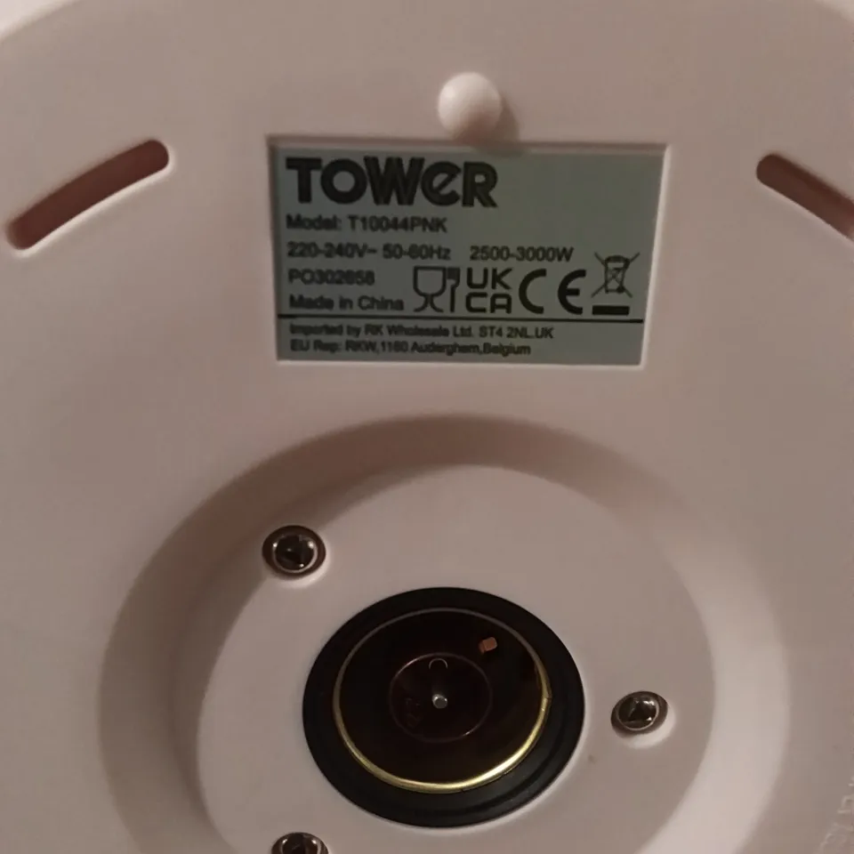 BOXED TOWER 1.7LITRE KETTLE ROSE GOLD EDITION -T10044PNK
