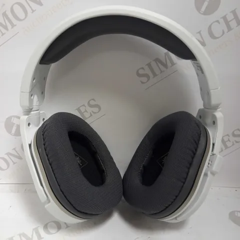 TURTLE BEACH STEALTH 600P WHITE GEN 2 GAMING HEADSET
