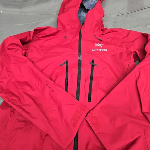 ARC'TERYX GORE-TEX PRO FULL ZIP JACKET - SIZE S