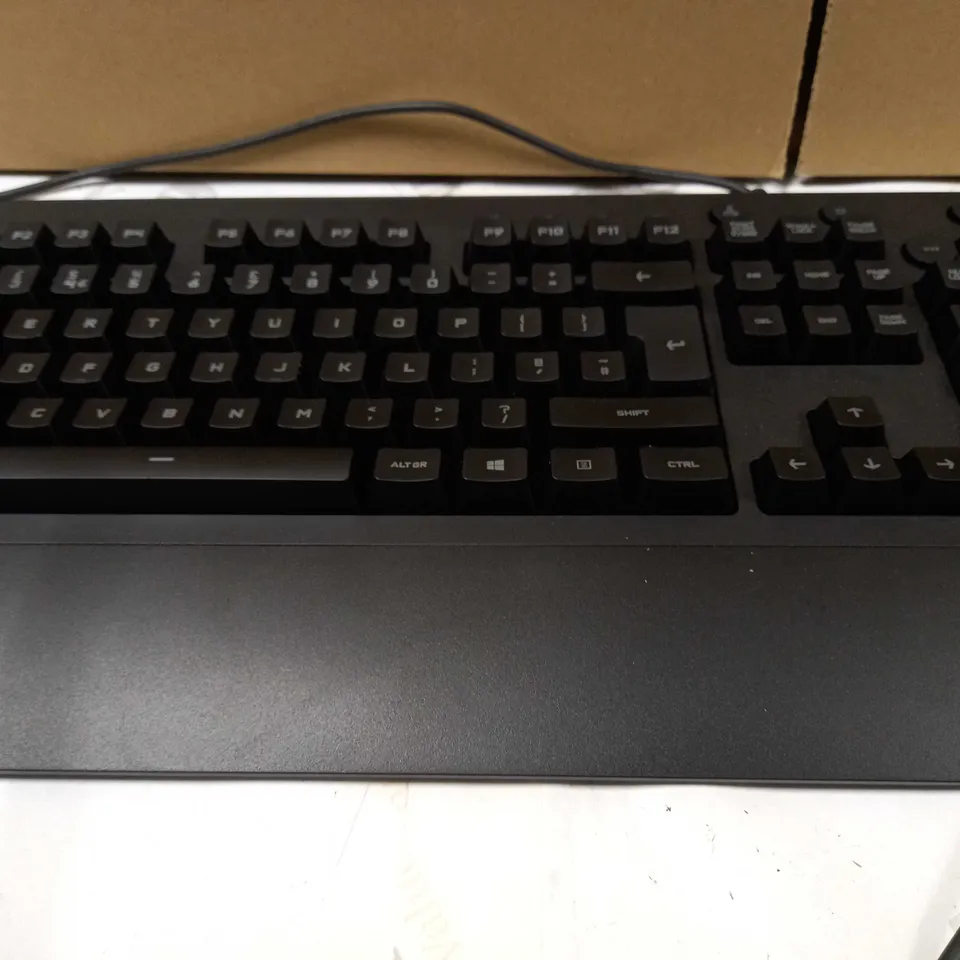 LOGITECH G213 PRODIGY KEYBOARD
