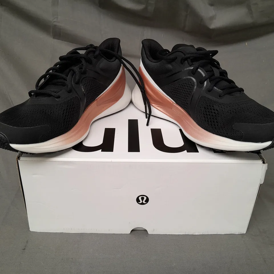 BOXED PAIR OF LULULEMON BLISSFEEL TRAINERS IN BLACK/WHITE/COPPER UK SIZE 5.5