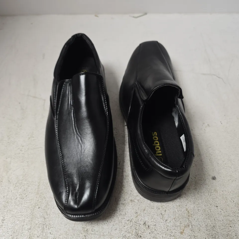 HOBBS MEN'S BLACK LEATHER SLIP-ON SHOES, UK 6