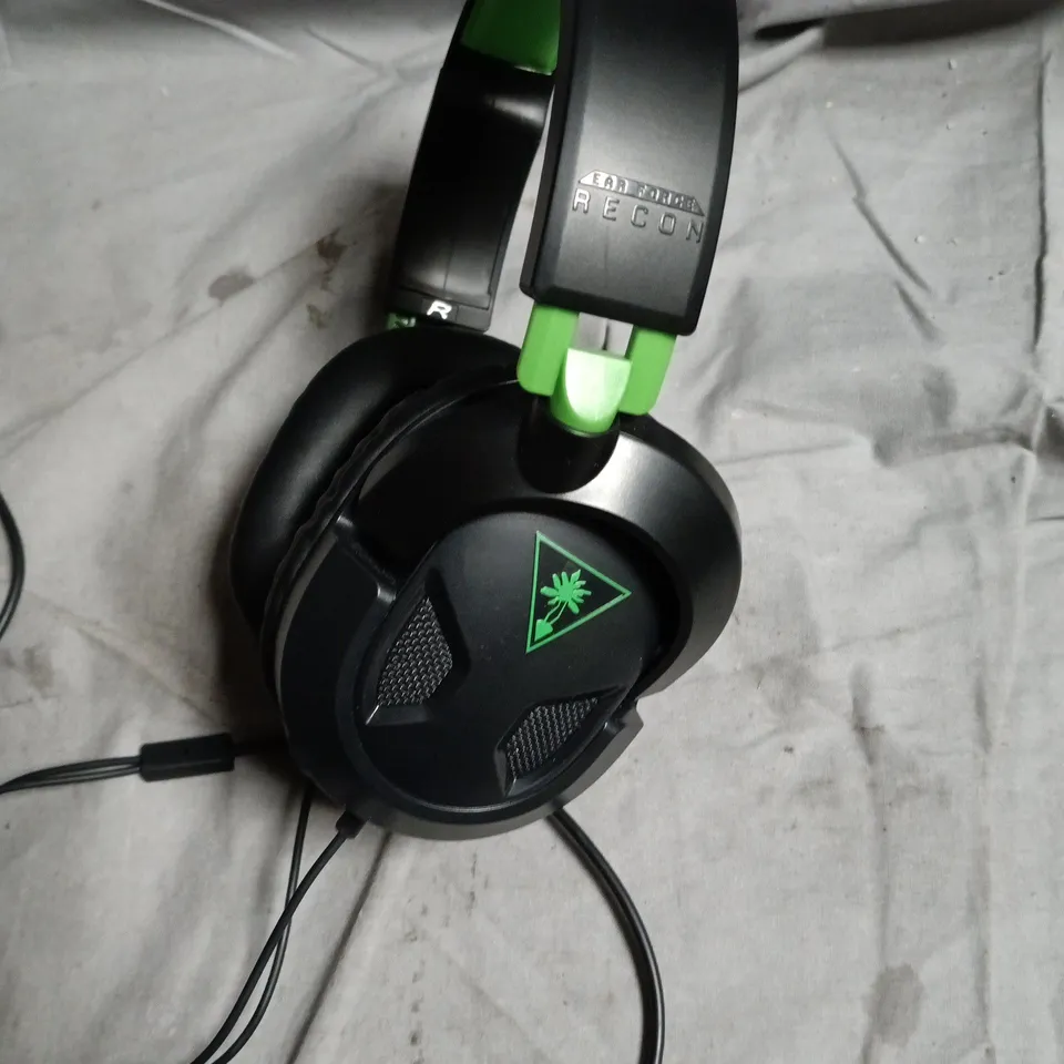 TURTLE BEACH EAR FORCE RECON GAMING HEADSET – BLACK/GREEN, WIRED