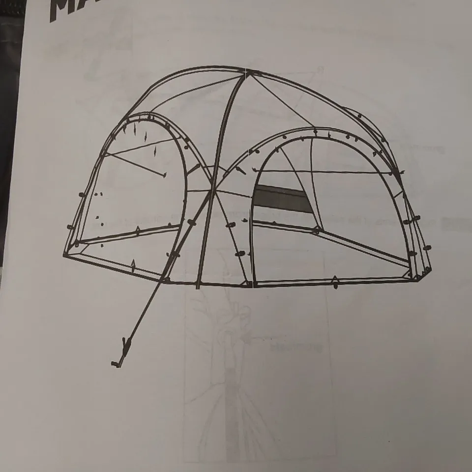 BOXED BEACH TENT WITH CARRY BAG 