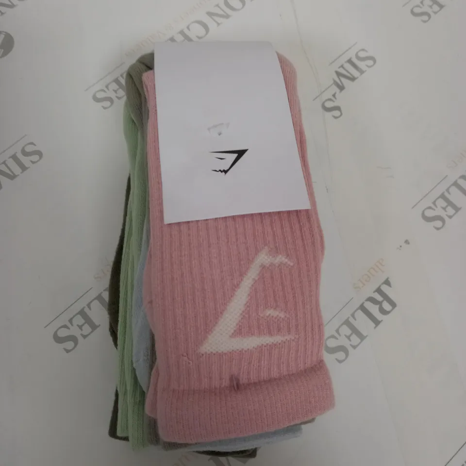 GYMSHARK CREW SOCKS X5 SIZE M