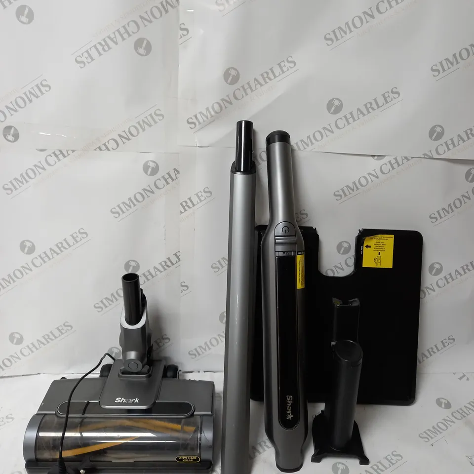 HARK WANDVAC 2-IN-1 LIGHTWEIGHT CORDLESS HANDHELD VACUUM CLEANER WV361UK