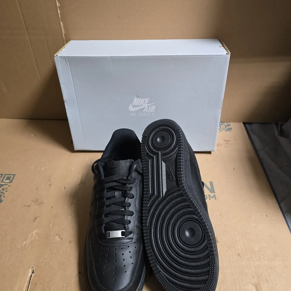 NIKE AIR FORCE 1 BLACK LEATHER SNEAKERS – BOXED - UK SIZE 10