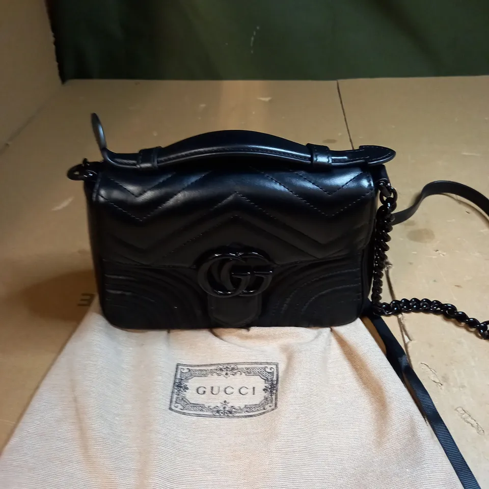 LEATHER GUCCI SHOULDER BAG