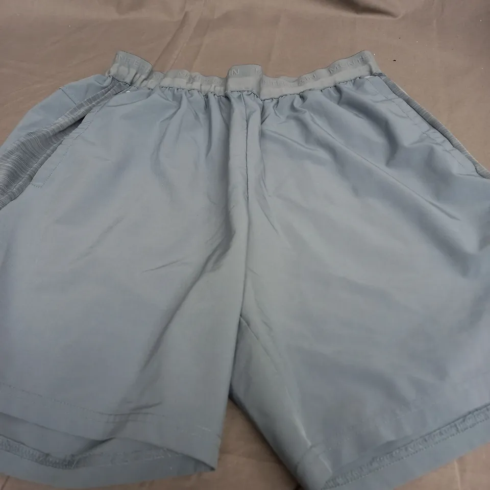 MONTERRAIN LIGHT BLUE SHORTS - LARGE