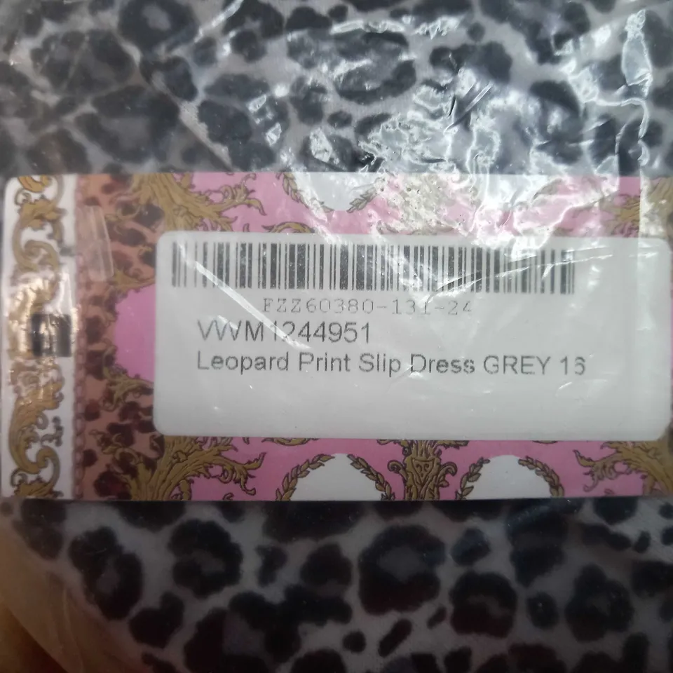 PACKAGED BOOHOO GREY LEOPARD PRINT SLIP DRESS - SIZE 16
