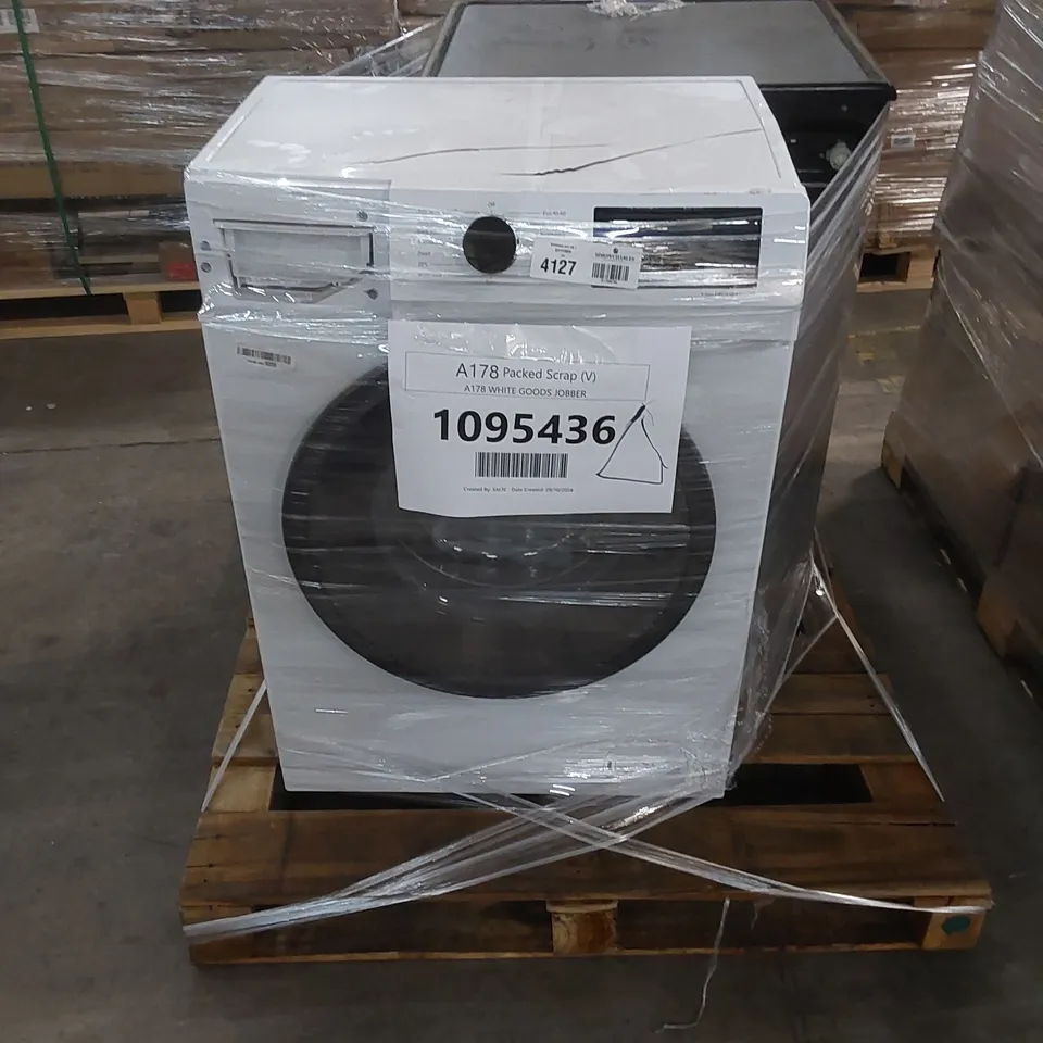 PALLET OF APPROXIMATELY 2 ASSORTED KITCHEN APPLIANCES TO INCLUDE