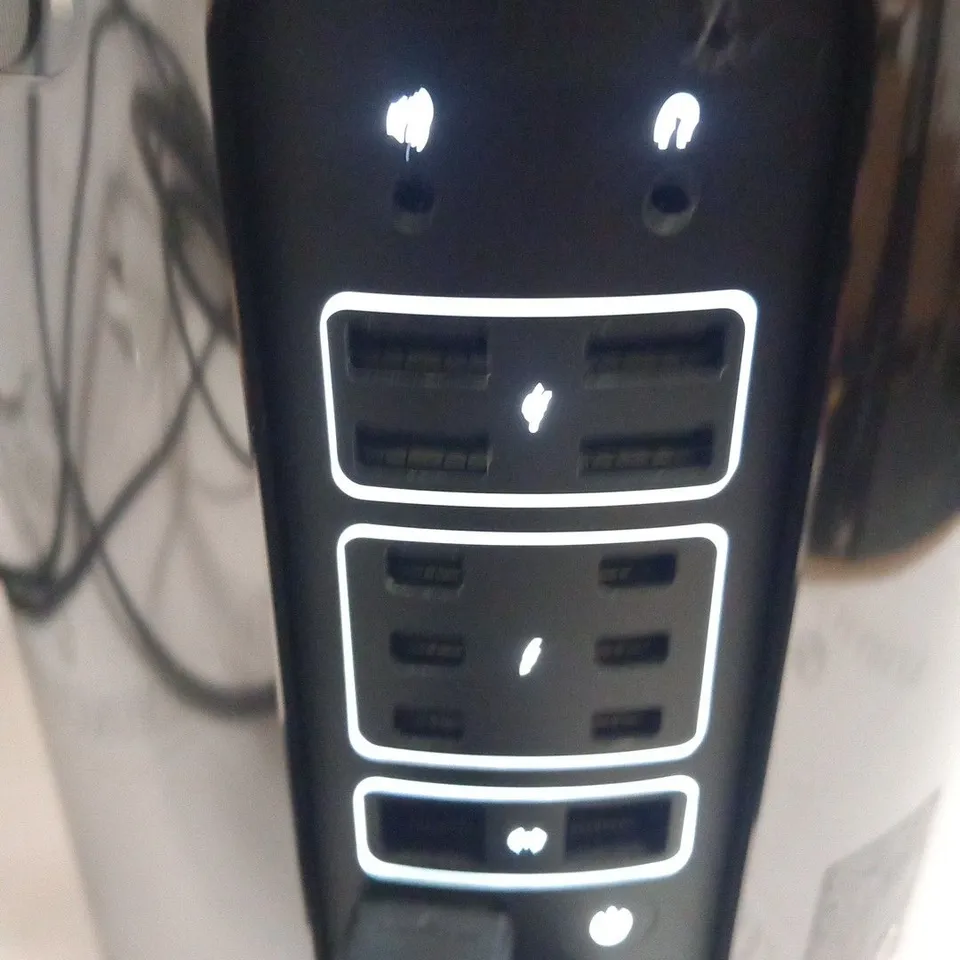 APPLE MAC PRO 6.1 A1481 DESKTOP COMPUTER