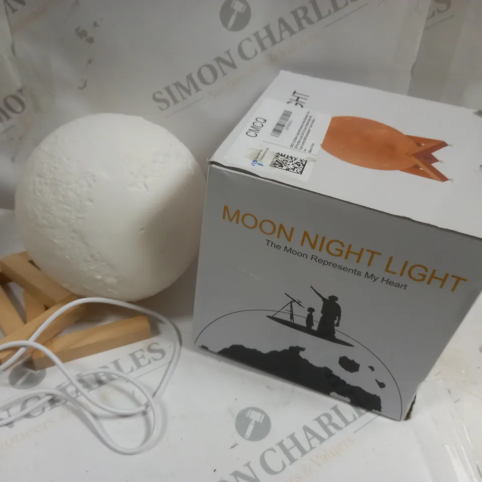 BOXED MOON NIGHTLIGHT