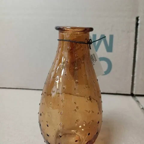 BOX OF APPROX 6 GISELA GRAHAM LONDON MINIATURE VASES 