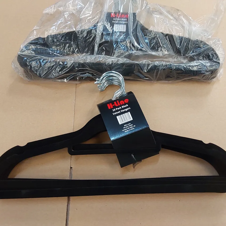 BOXED 2 x 10pcs PACKS OF H-LINE VELVET HANGERS  (1 BOX)