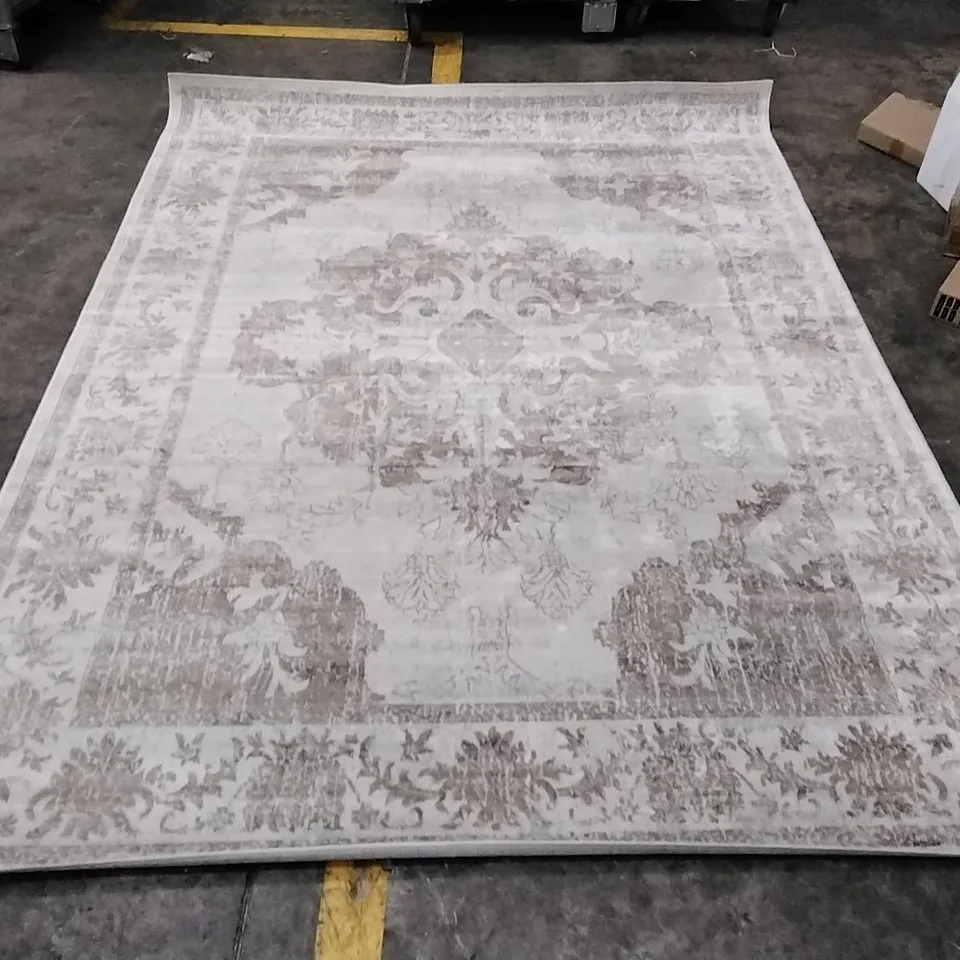 QUALITY AILSA ORIENTAL AREA RUG - 200 x 275cm