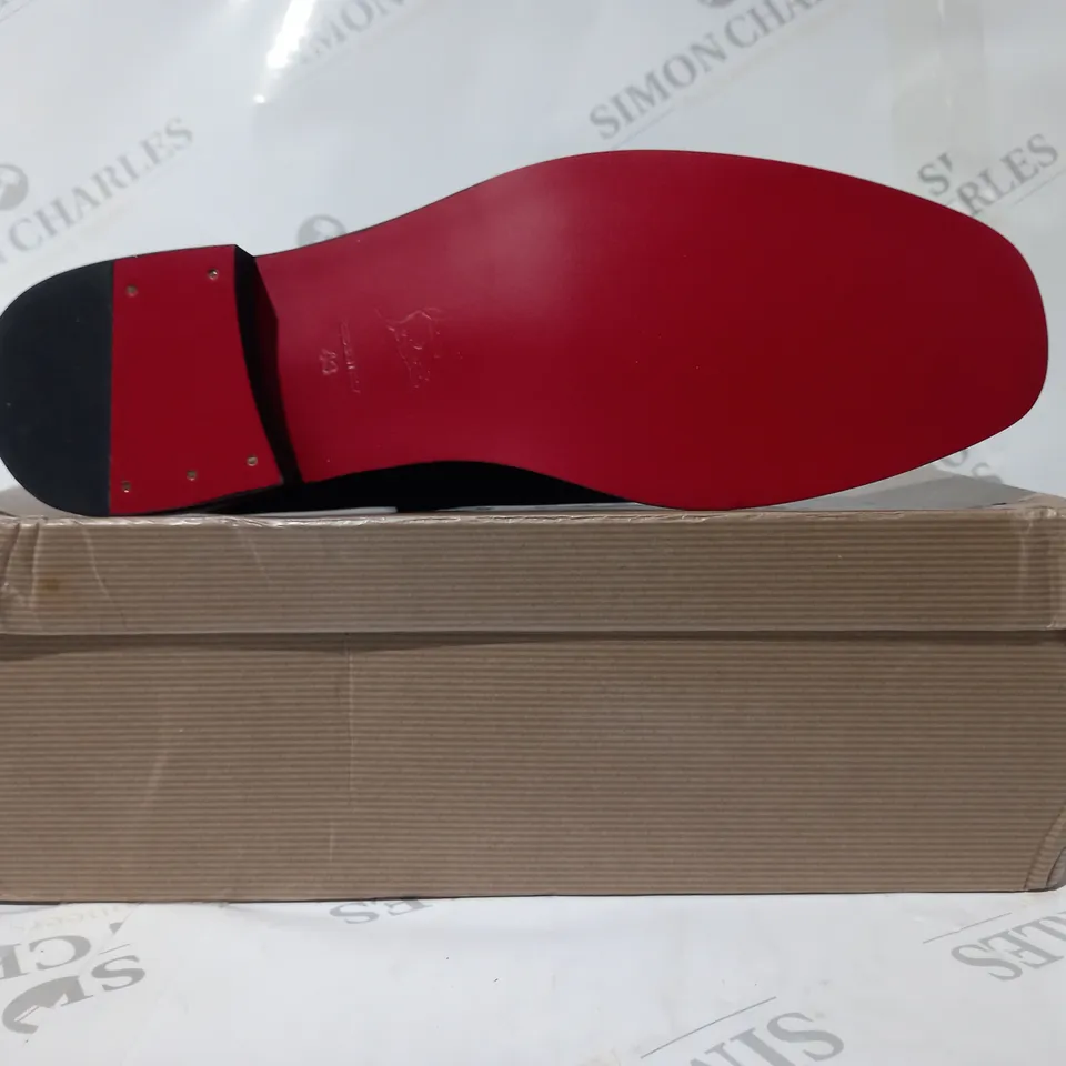 BOXED PAIR OF CHRISTIAN LOUBOUTIN PARIS LACE UP SHOES IN BLACK EU SIZE 43