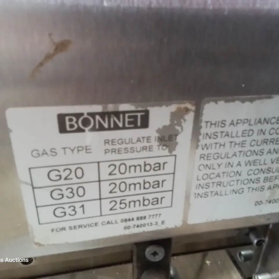 BONNET BCB600 CHARGRILL - NATURAL GAS MODEL