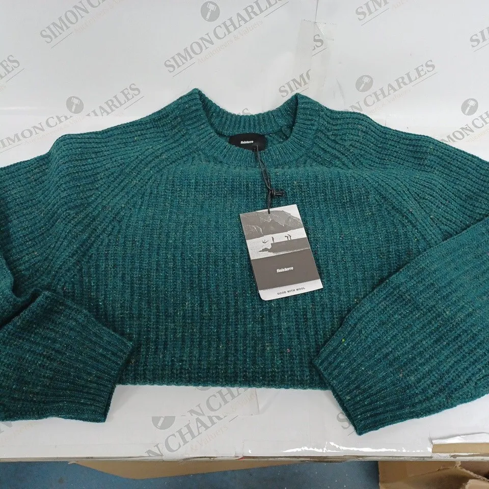 FINISTERRE MORA JUMPER IN GREEN - LARGE