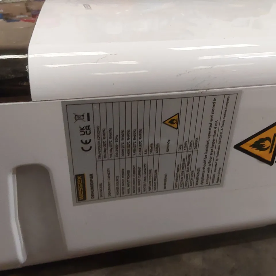 WESSEX 75414 DEHUMIDIFIER - MISSING 1 WHEEL 