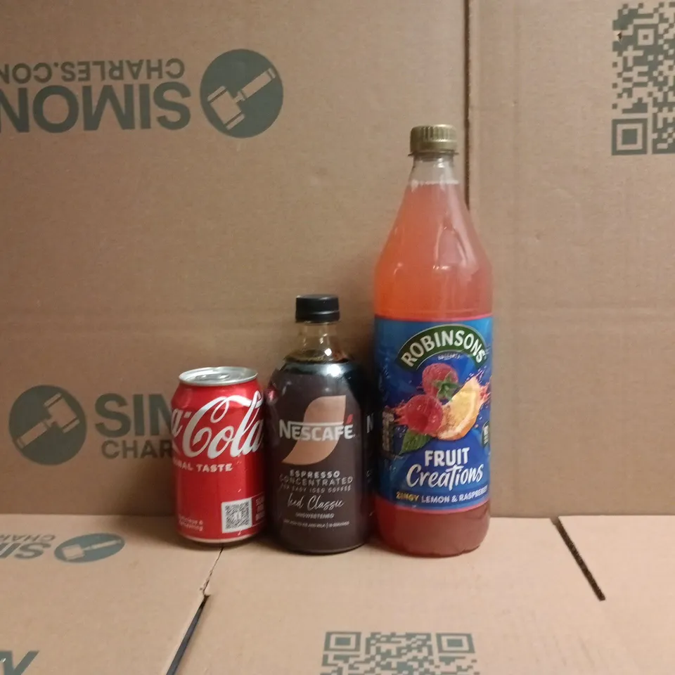 APPROXIMATELY 8 ASSORTED FOOD AND DRINK ITEMS TO INCLUDE COCA-COLA, NESCAFE, ROBINSONS, ETC
